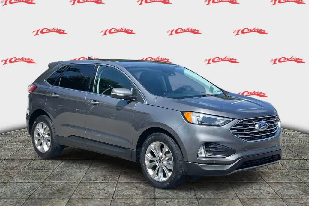 2024 Ford Edge Titanium photo 1