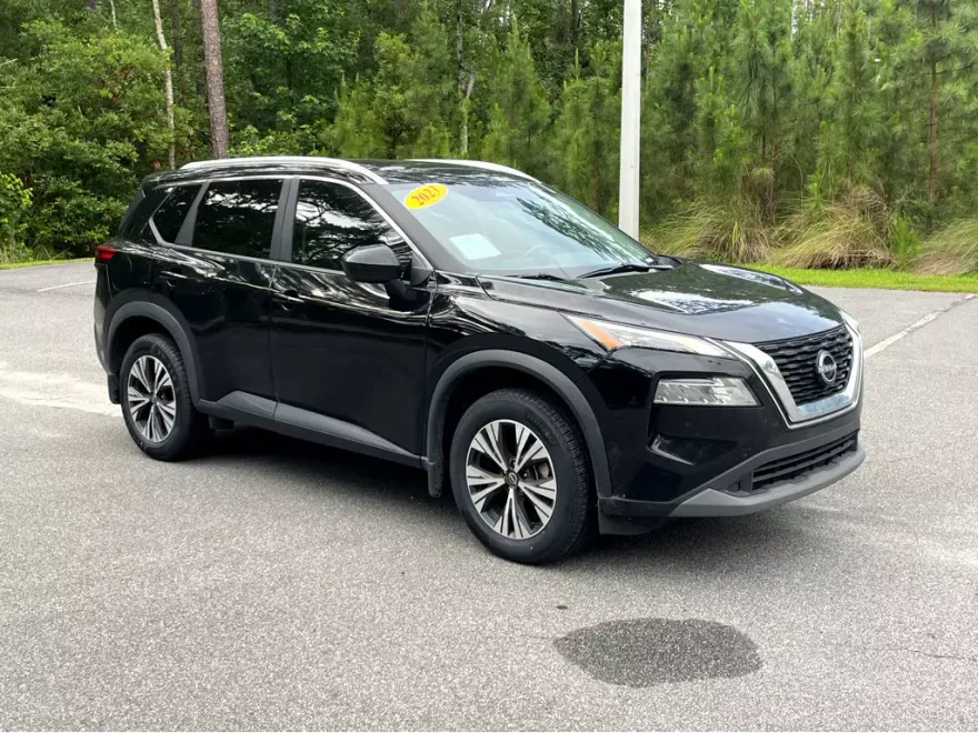 2023 Nissan Rogue SV photo 1