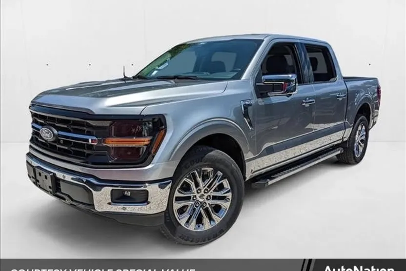 2025 Ford F-150 XLT photo 1