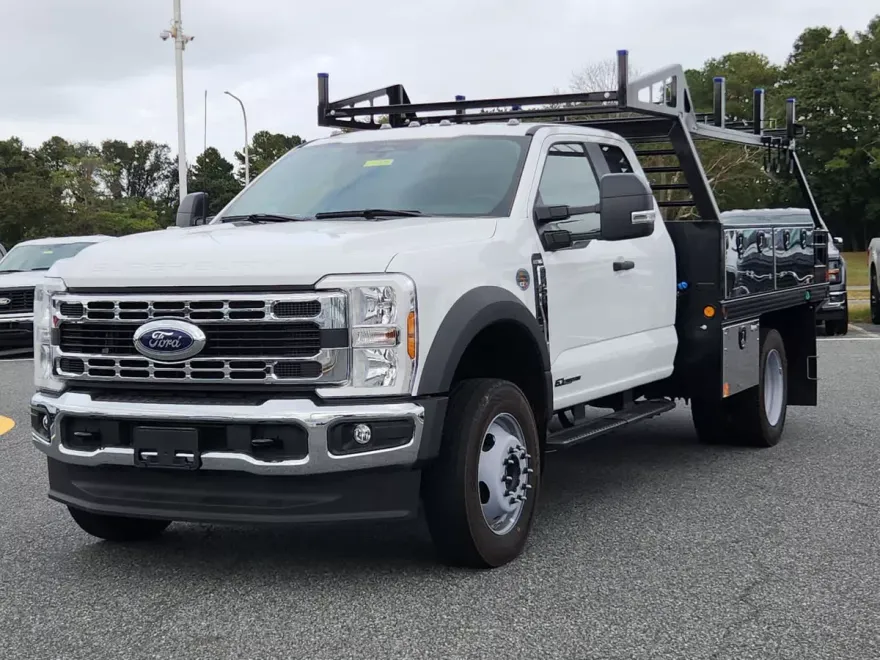 2024 Ford F-450 XL photo 1