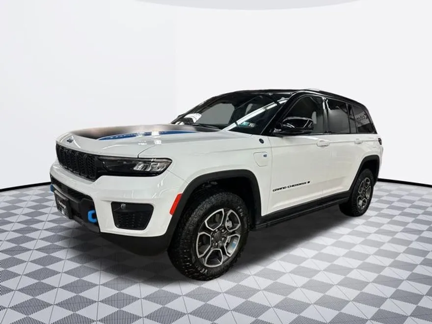 2023 Jeep Grand Cherokee Trailhawk 4xe photo 1