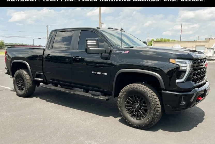 2024 Chevrolet Silverado 2500HD ZR2 photo 1