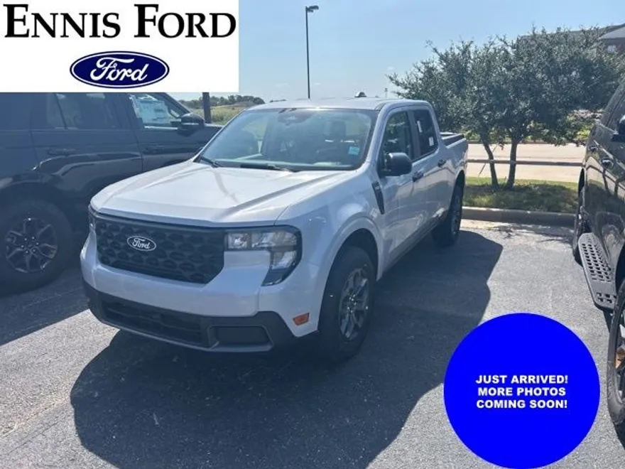 2025 Ford Maverick XLT photo 1