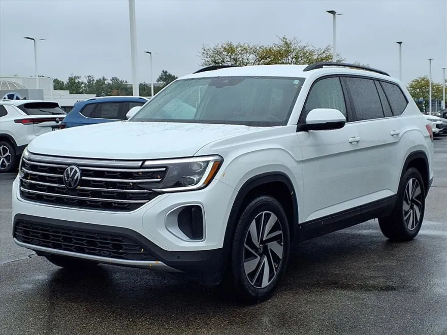 2024 Volkswagen Atlas SE Technology photo 1