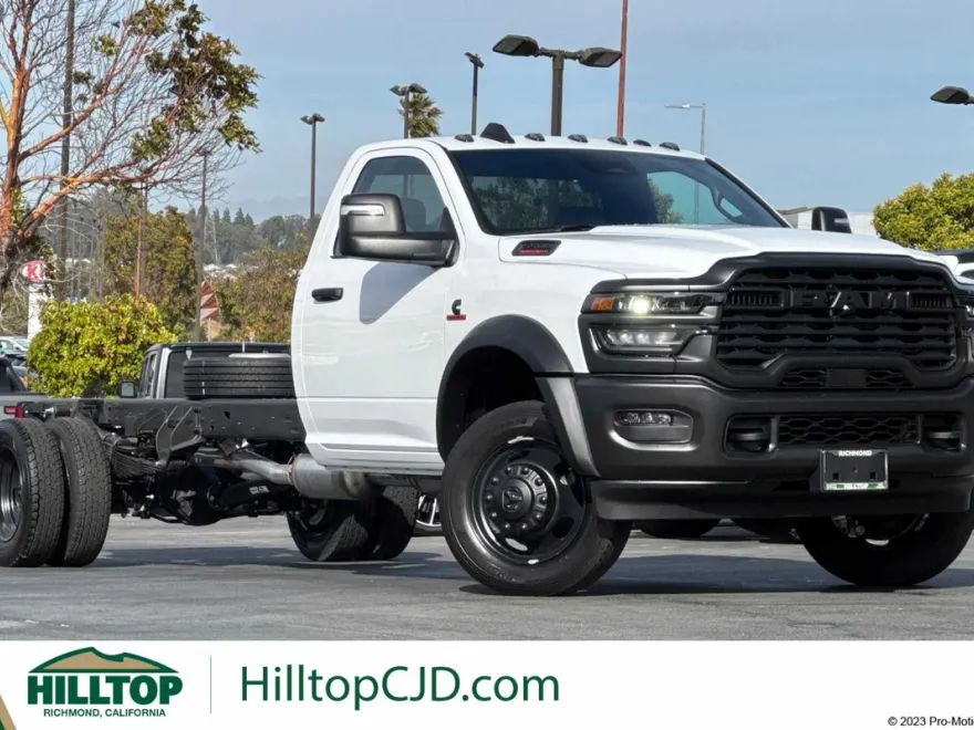 2025 Ram 5500 Tradesman photo 1