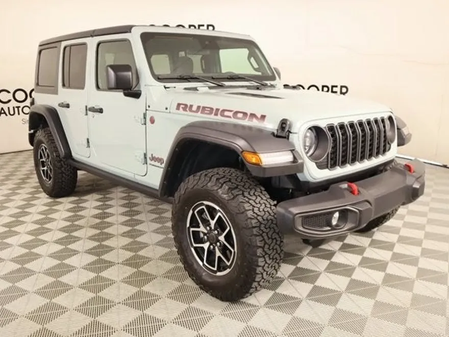 2024 Jeep Wrangler Rubicon photo 1