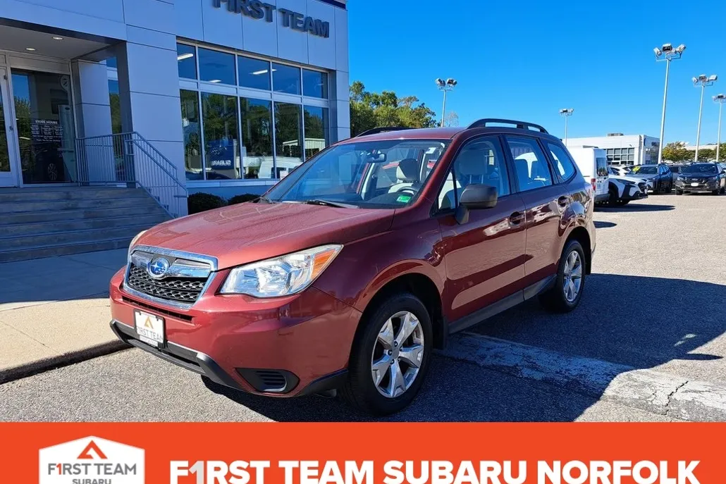 2016 Subaru Forester 2.5i photo 1