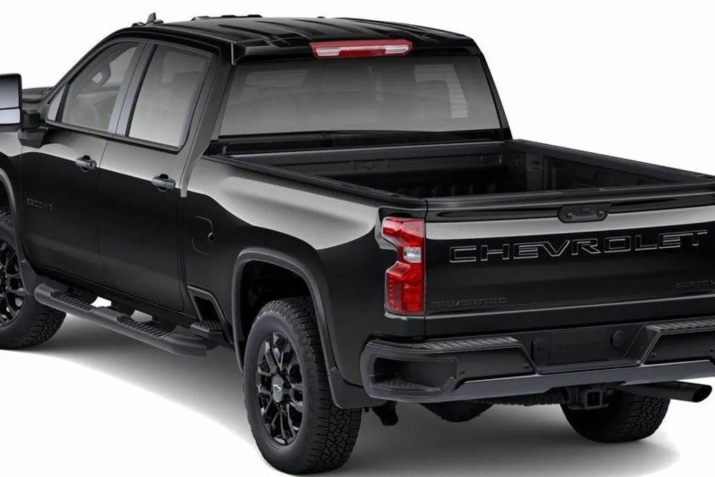 2026 Chevrolet Silverado 2500HD Custom photo 1