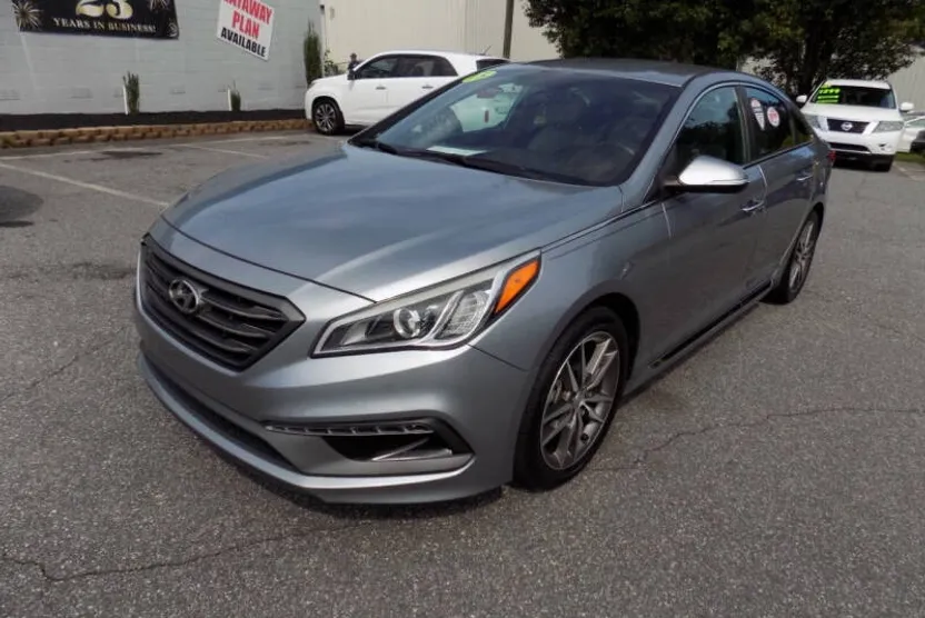 2015 Hyundai Sonata Sport 2.0T photo 1