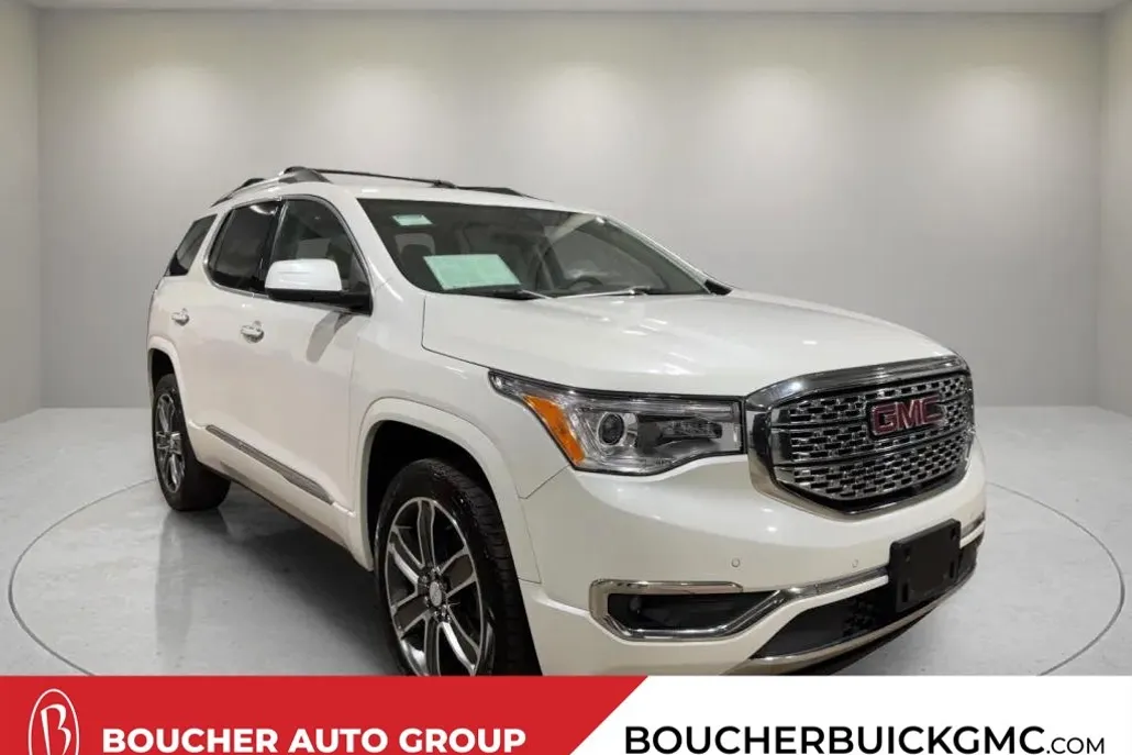 2017 Gmc Acadia Denali photo 1