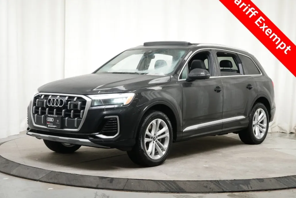 2025 Audi Q7 55 Premium Plus photo 1