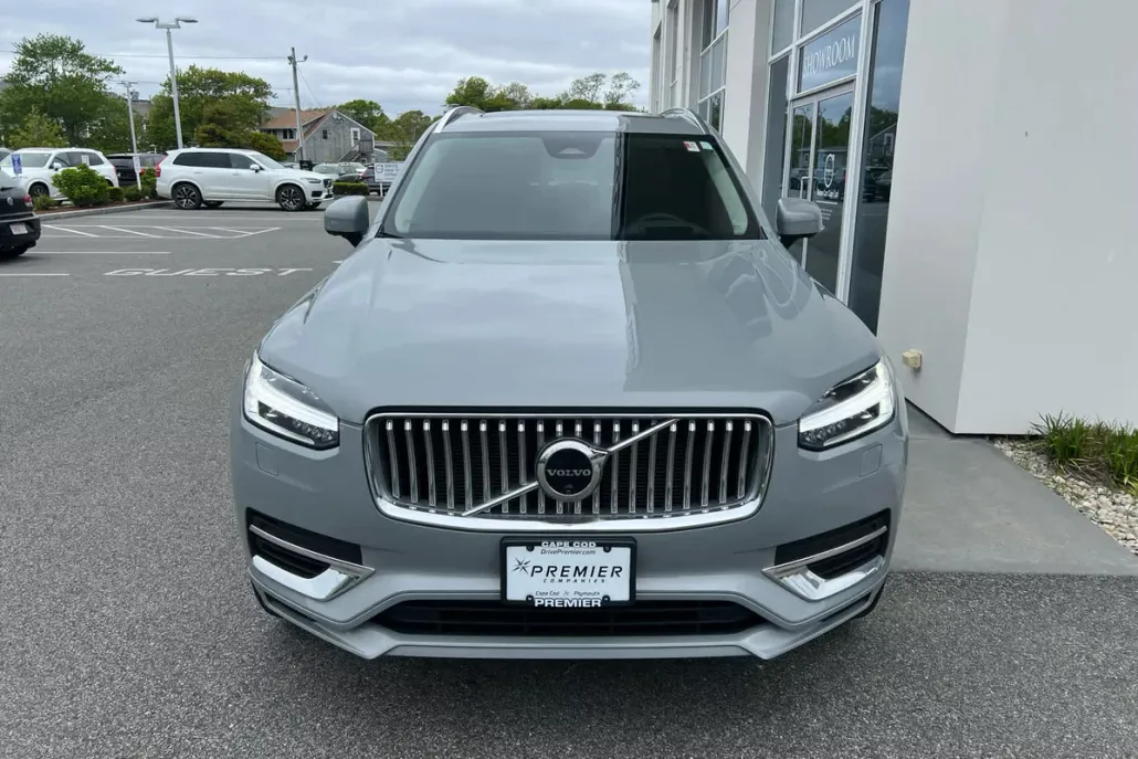 2024 Volvo XC90 T8 Ultimate photo 1