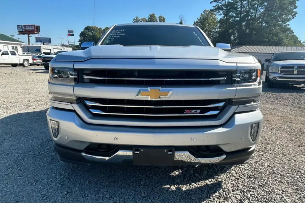 2017 Chevrolet Silverado 1500 Z71 LTZ photo 1