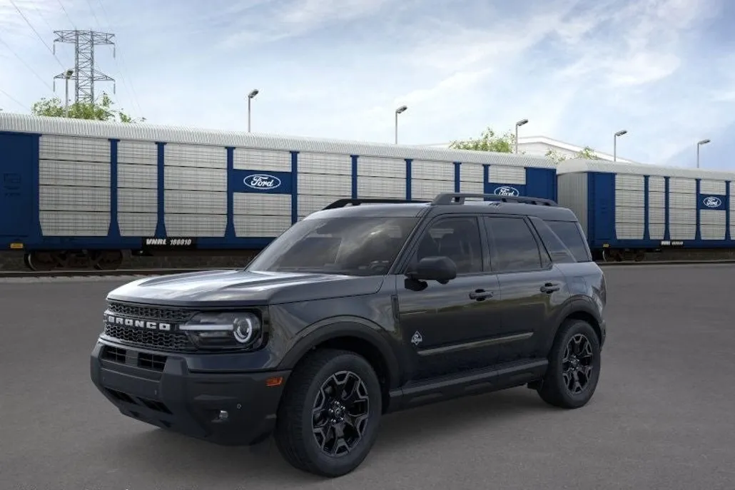 2025 Ford Bronco Sport Outer Banks photo 1