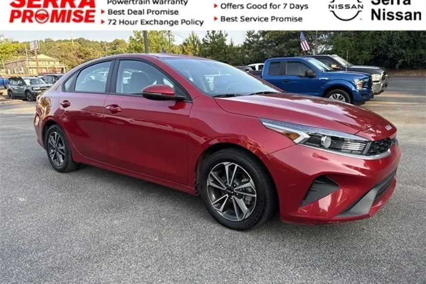 2024 Kia Forte LXS photo 1