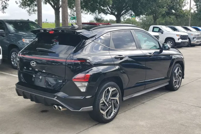 2024 Hyundai Kona N Line photo 1
