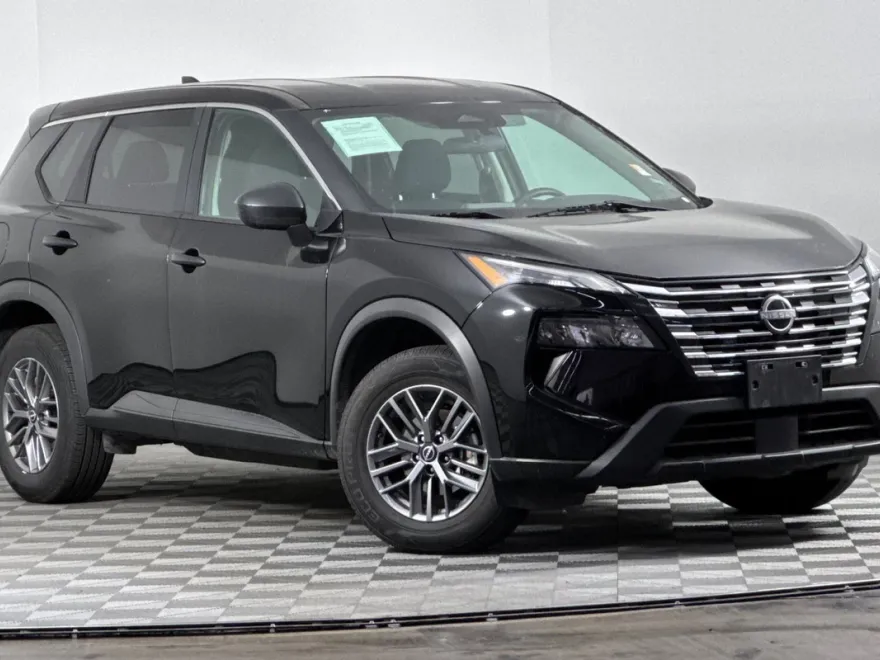 2024 Nissan Rogue S photo 1