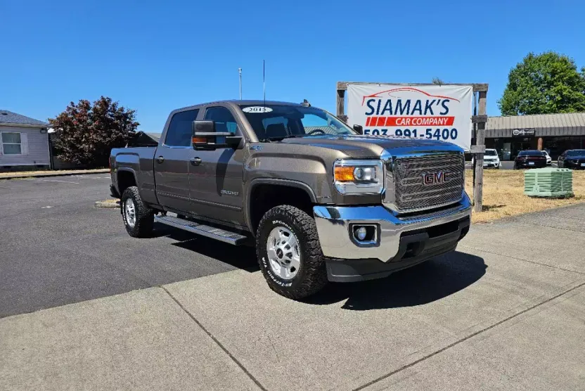 2015 Gmc Sierra SLE photo 1