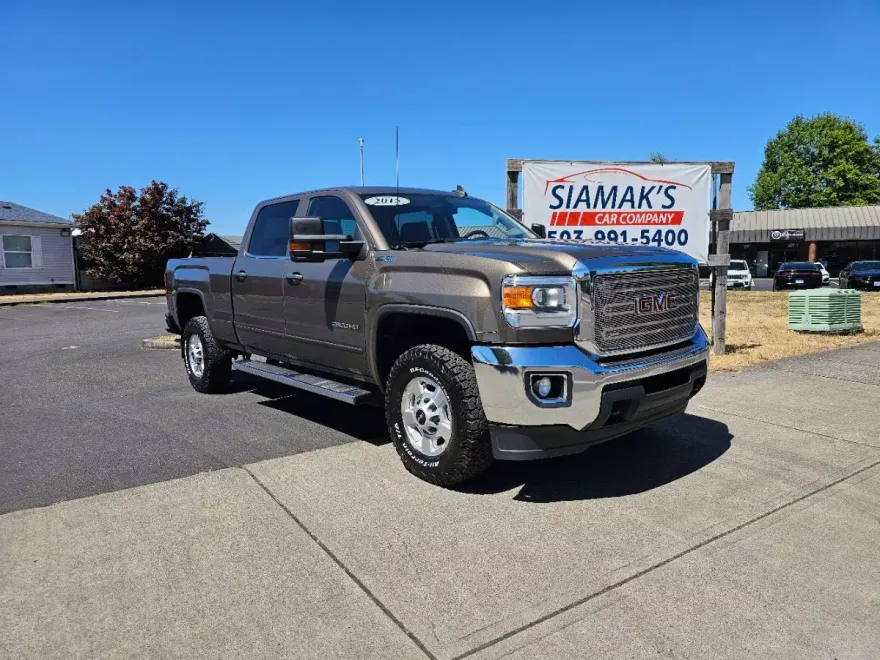 2015 Gmc Sierra SLE photo 1