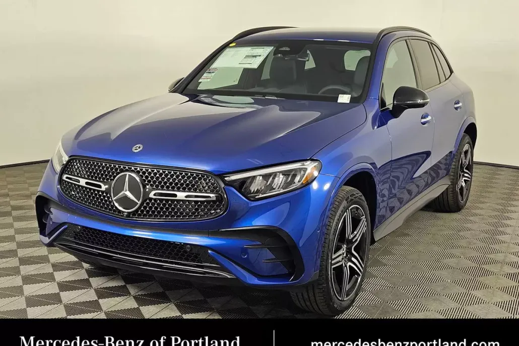 2025 Mercedes Benz GLC 300 4MATIC photo 1