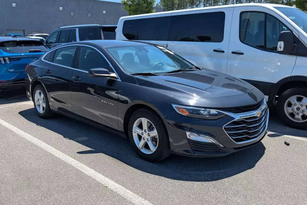 2023 Chevrolet Malibu 1LT photo 1