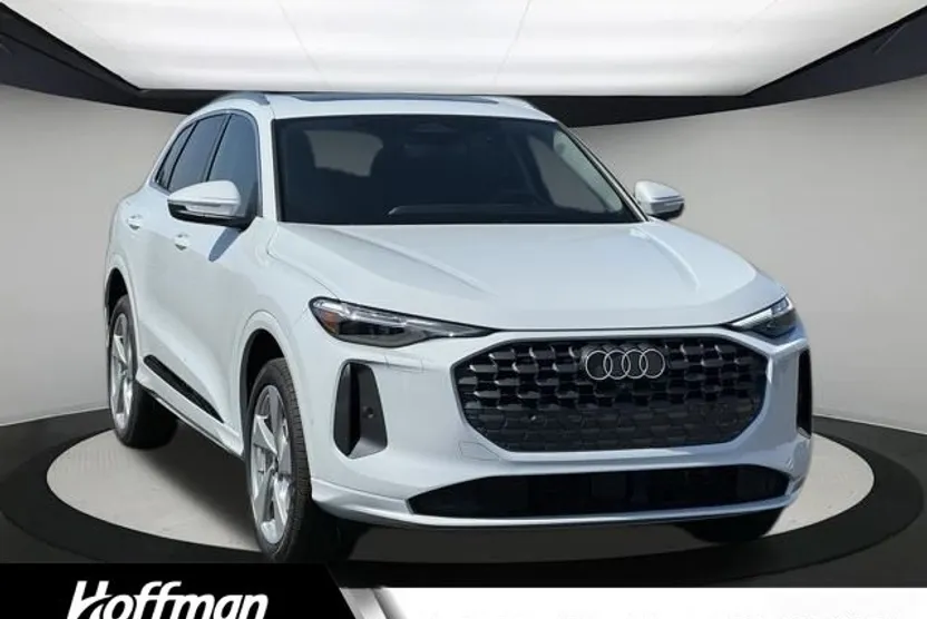 2025 Audi Q5 2.0T Premium Plus photo 1