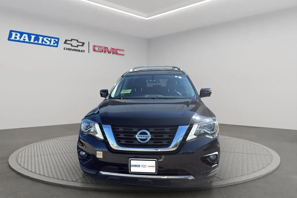 2020 Nissan Pathfinder SL photo 1