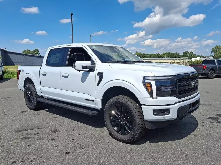 2025 Ford F-150 Lariat photo 1