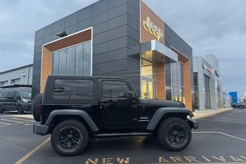 2010 Jeep Wrangler Sport photo 1