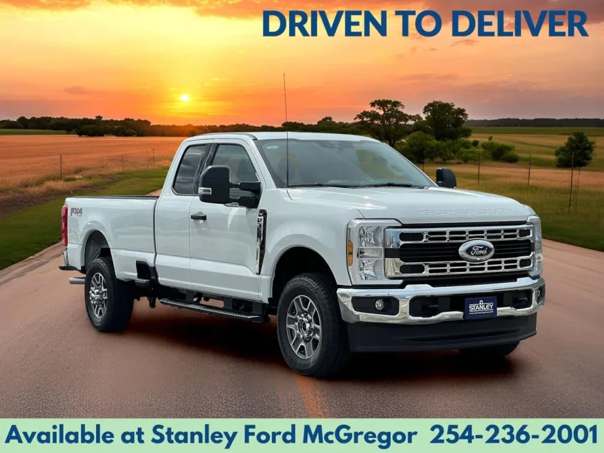 2025 Ford F-350 XLT photo 1