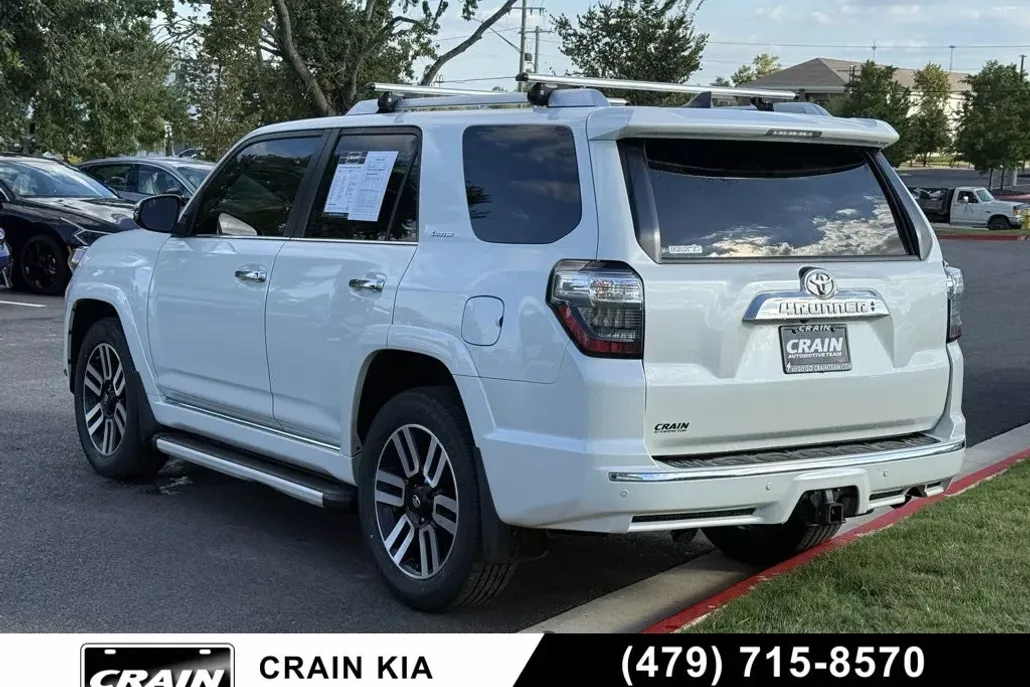 2019 Toyota 4Runner Limited photo 1