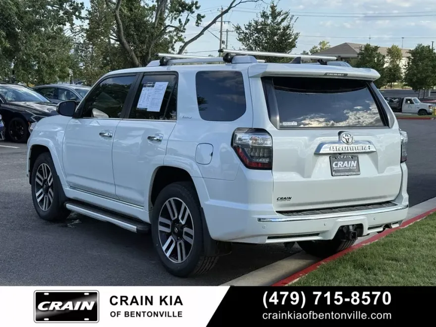 2019 Toyota 4Runner Limited photo 1