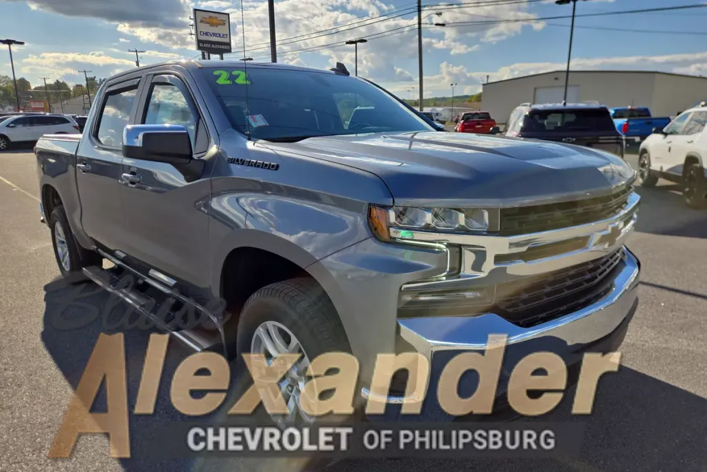 2022 Chevrolet Silverado 1500 LT photo 1