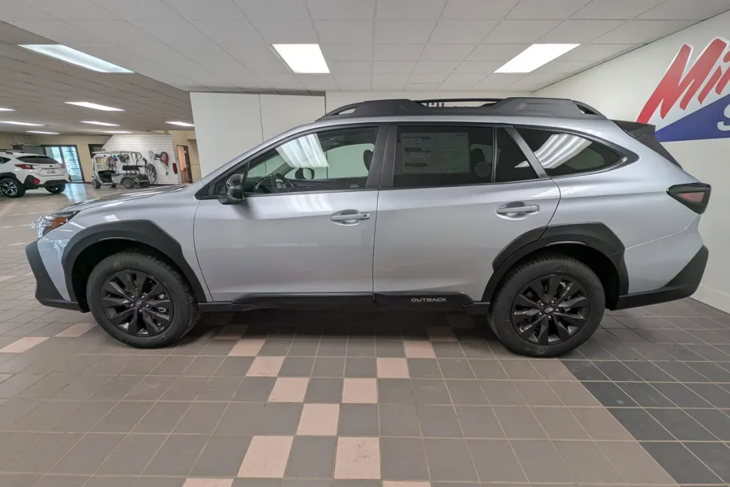2025 Subaru Outback Onyx Edition photo 1
