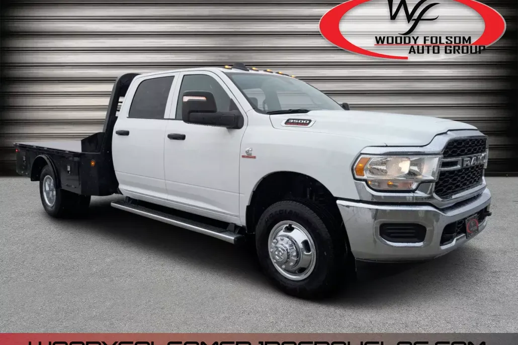 2024 Ram 3500 Tradesman photo 1
