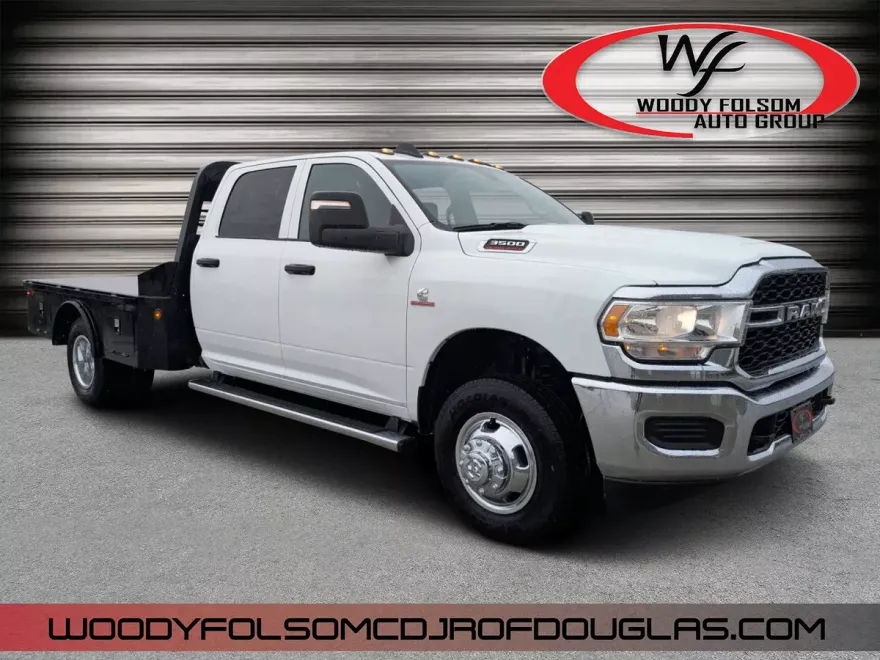 2024 Ram 3500 Tradesman photo 1