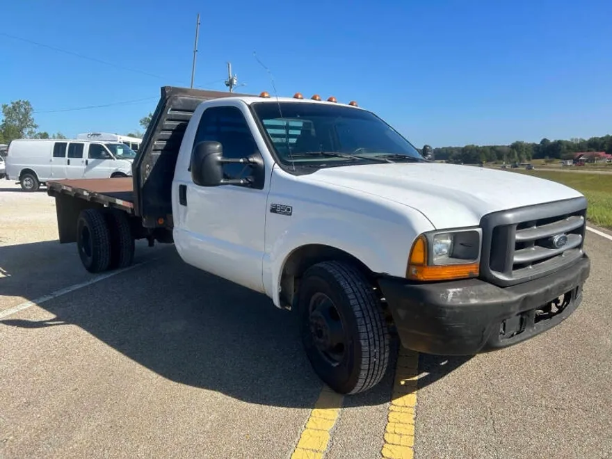 1999 Ford F-350 photo 1