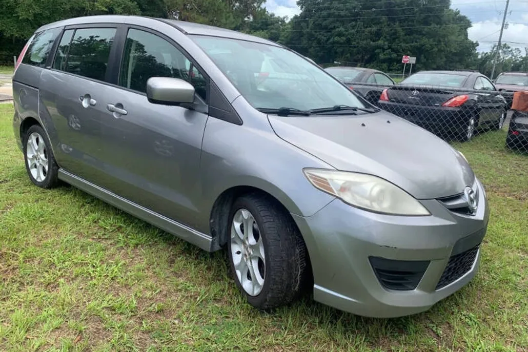 2010 Mazda Mazda5 Sport photo 1