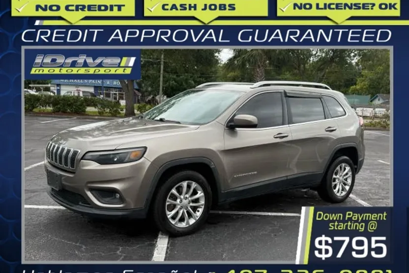 2019 Jeep Cherokee Latitude Sport photo 1