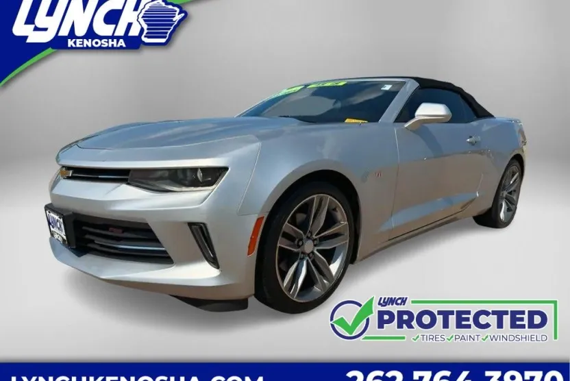 2017 Chevrolet Camaro 1LT photo 1