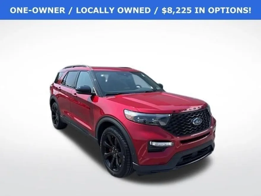 2022 Ford Explorer ST photo 1