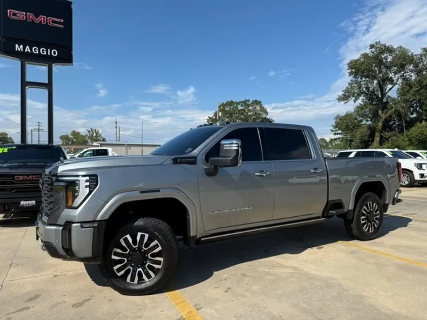 2024 Gmc Sierra 2500 HD Denali Ultimate photo 1