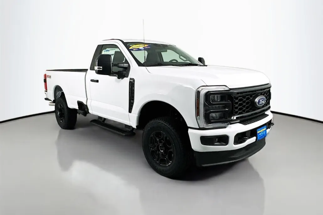 2025 Ford F-350 XL photo 1