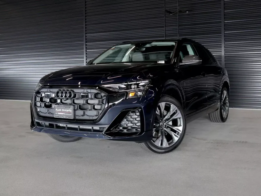 2025 Audi Q8 55 Premium Plus photo 1