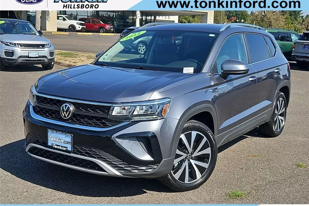 2022 Volkswagen Taos SE photo 1