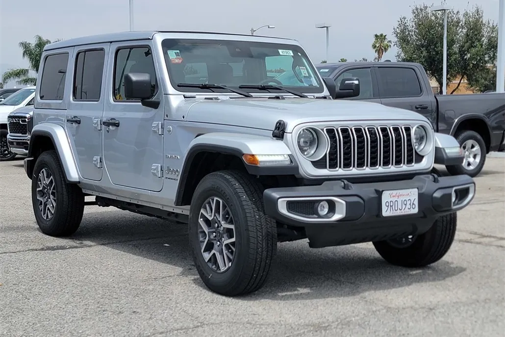 2024 Jeep Wrangler Sahara photo 1