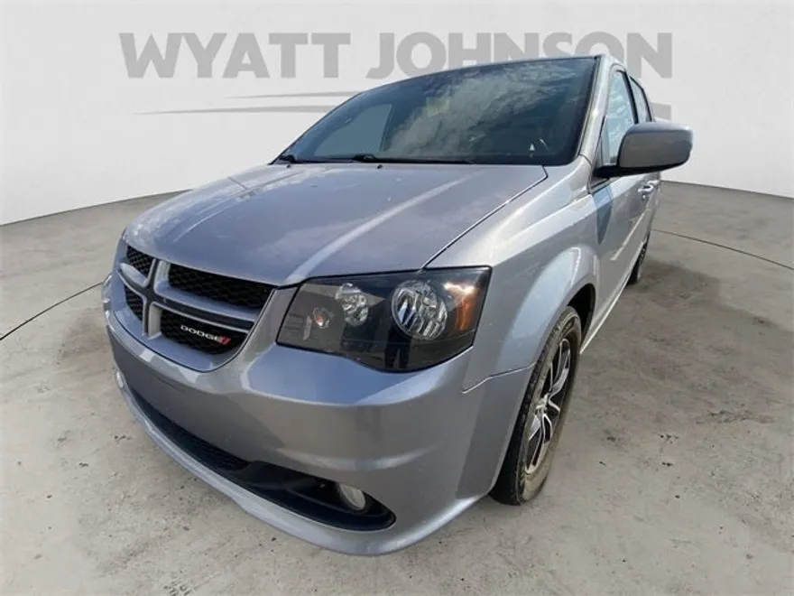 2019 Dodge Grand Caravan GT photo 1