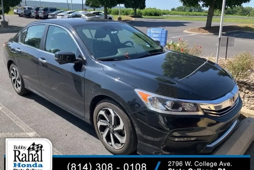 2017 Honda Accord EX-L photo 1
