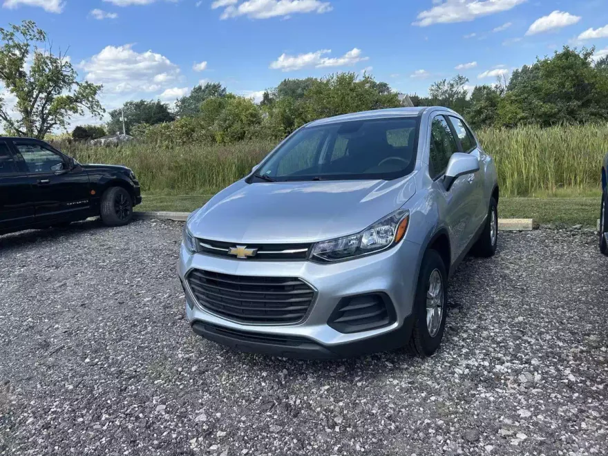 2018 Chevrolet Trax LS photo 1