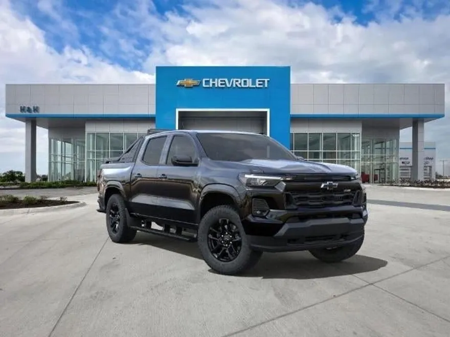 2025 Chevrolet Colorado Z71 photo 1